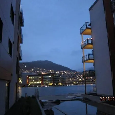Damsgard Apartment *